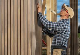 Best Custom Trim and Detailing for Siding  in Brownlee Park, MI